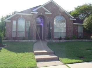 2770 Hillview Dr, Lewisville, TX 75067