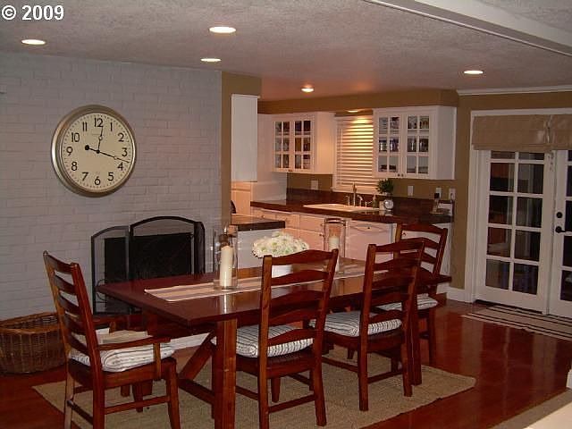 Open to Great Room!