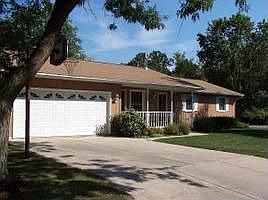 1st image of 819 Glenwood Ct