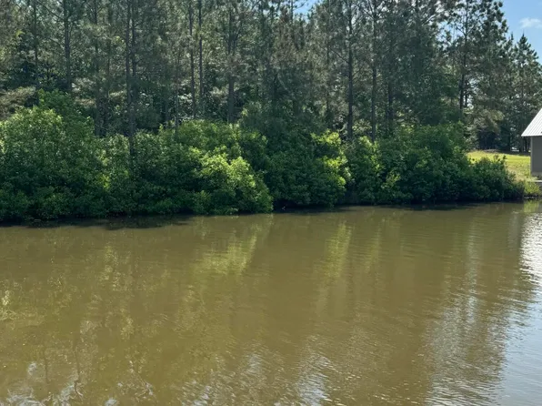 8 Jitterbug Bnd, Lumberton, MS 39455