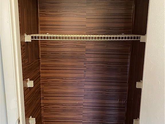 3rd image of 3316 Northcrest Rd APT A