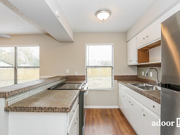 2nd image of 6406 Sable Woods Ct