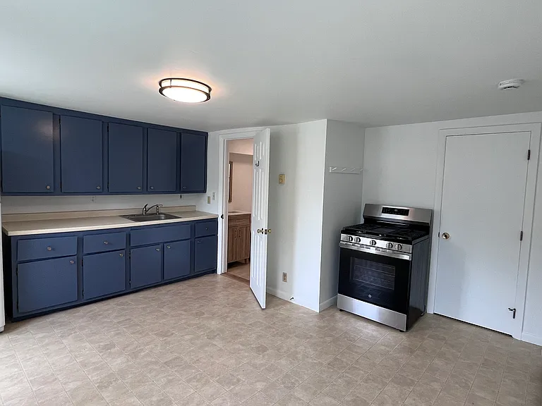 41 High St #1 — Photo 1