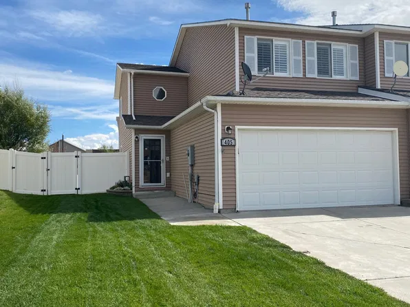 405 Rampart Dr, Rock Springs, WY 82901