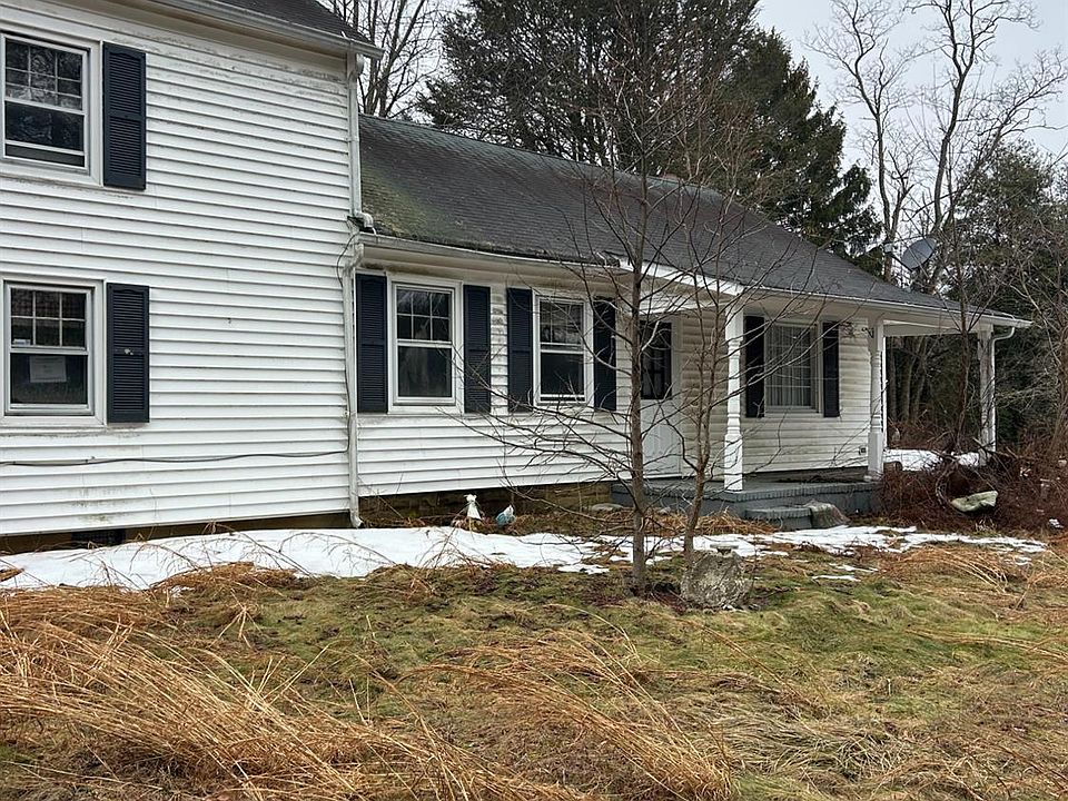 2nd image of 121 E Union Valley Rd