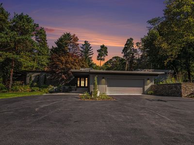 60 Alta Dale Ave NE, Ada, MI, 49301