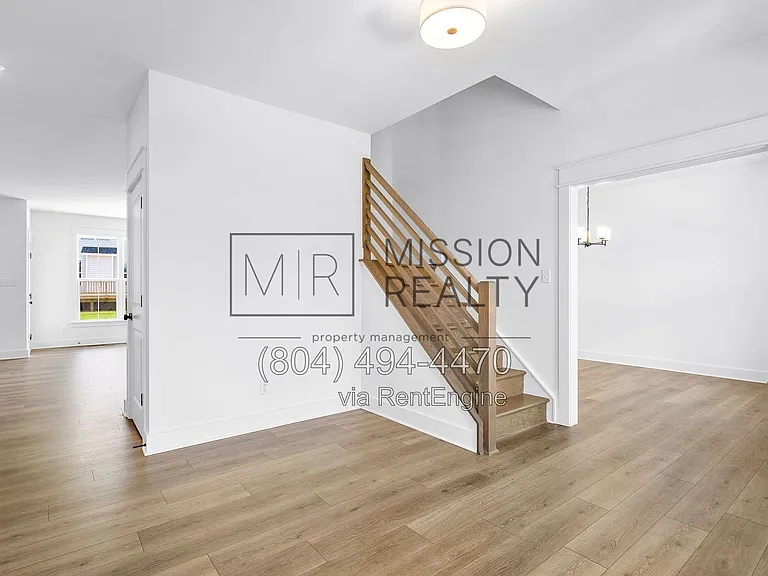 13513 Pinstone Ct — Photo 8