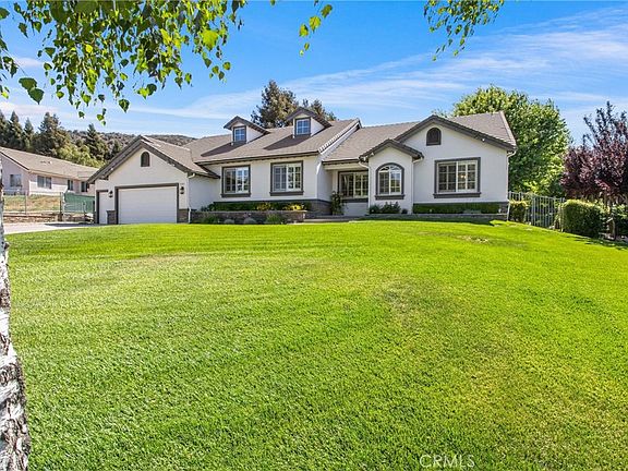 2nd image of 13747 Meadow View Ln