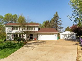 311 Lowry Ct NW, Rochester, MN 55901