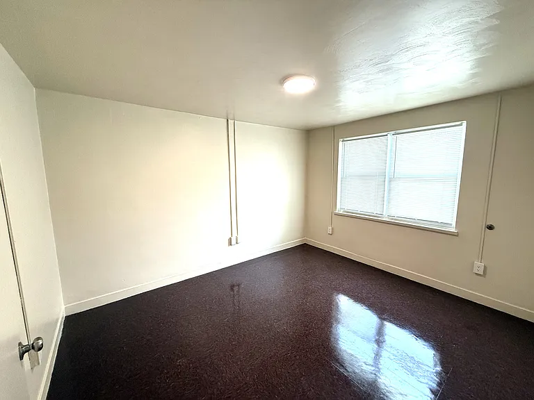 1516 Maiden Ln SW #13 — Photo 7