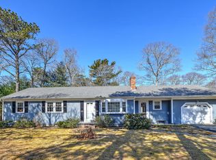 65 King Arthur Dr, Osterville, MA 02655