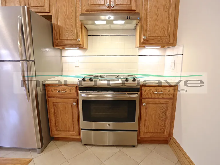 137 Charles St #3 — Photo 10