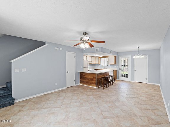 4th image of 179 Robin Ln