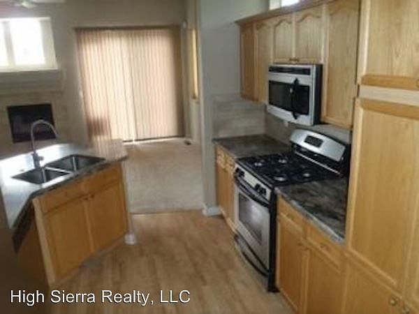 2nd image of 1490 Wessex Cir