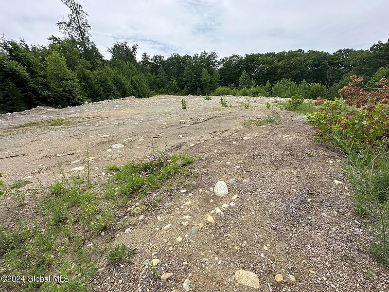 3rd image of 15 Blackberry Lane