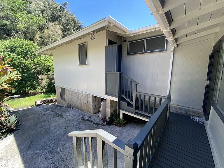 55 Akamu Pl — Photo 24