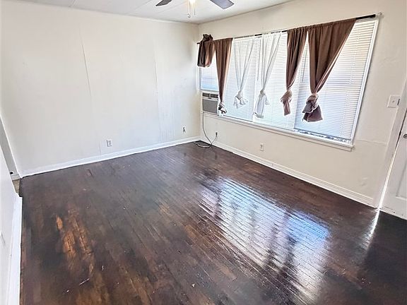 3rd image of 920 N 2nd St
