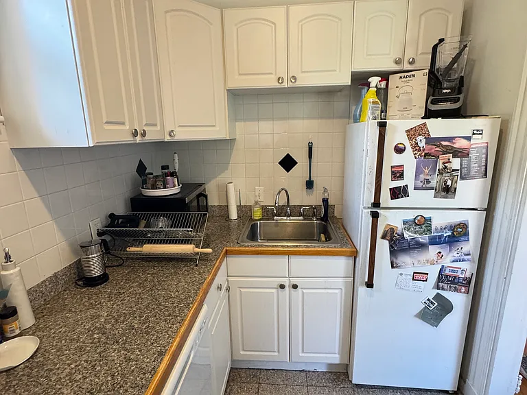 119 Park St #9 — Photo 6