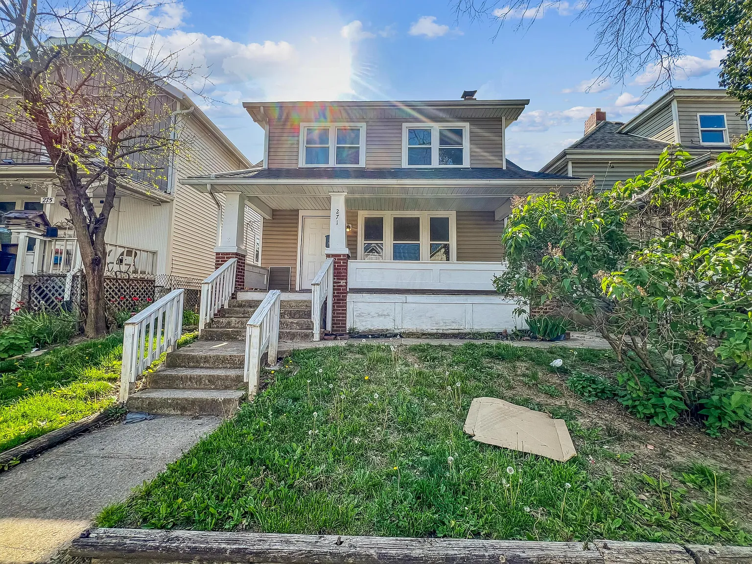 271 S Ogden Ave photo 1