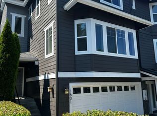 5583 Lakemont Blvd SE APT 1601, Bellevue, WA 98006