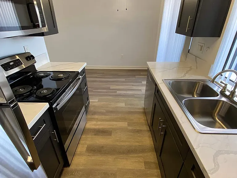 Maya Linda Apartments — Photo 39