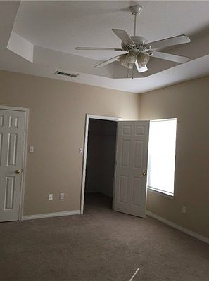 4th image of 2825 Villa Venezia Ct