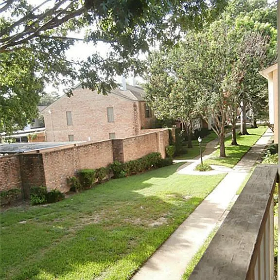 5800 Lumberdale Rd #86 — Photo 39