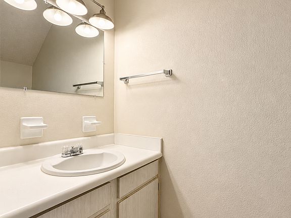 4th image of 5987 Tullis Dr #5987