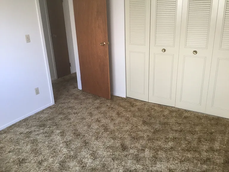 2608 House Ave - Capitol Apartments — Photo 4