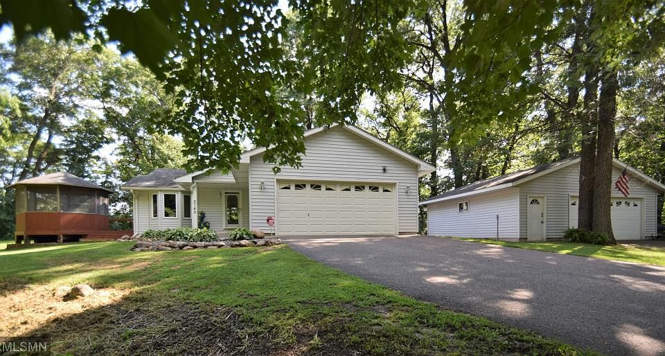 1st image of 2742 185th Ln NE