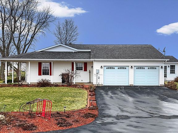 4th image of 540 E 50n Rd