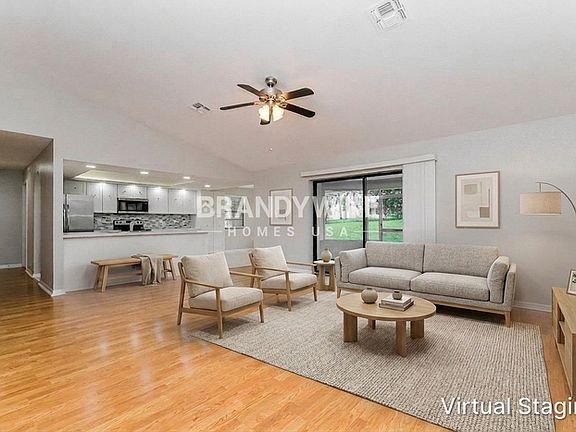 3rd image of 12497 Harper St