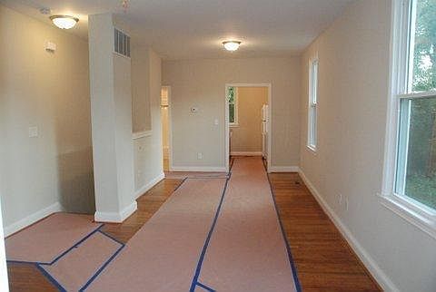3rd image of 1549 Ambrose Ave