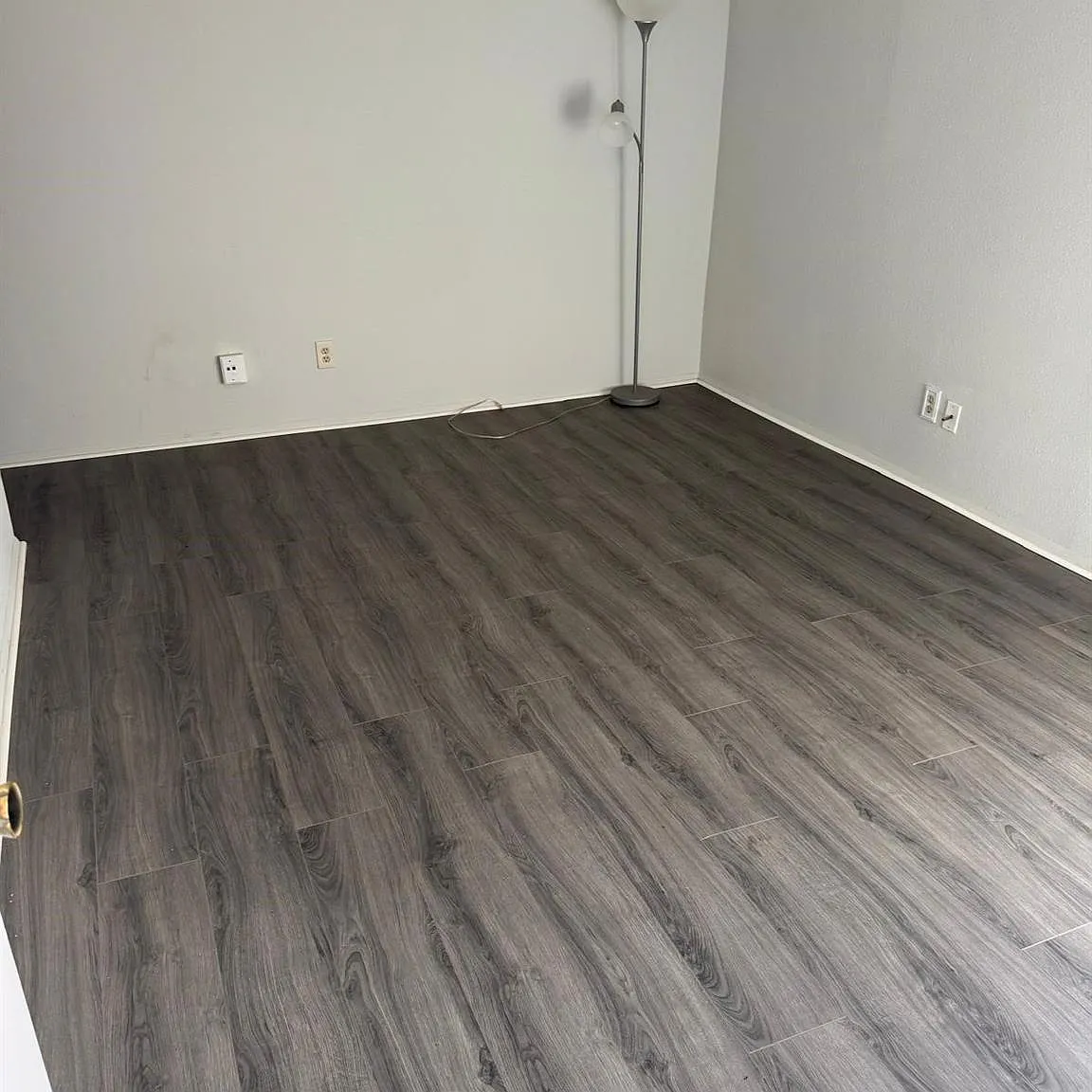 2 bed, 2.0 bath, 1158 sqft, $1,150 — Photo 2