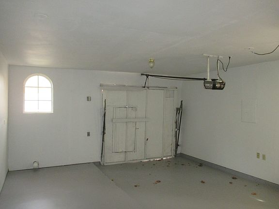 5th image of 4487 Simpson Mill Ln