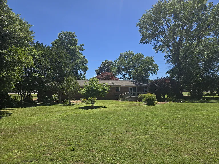1775 Winchester Rd NE — Photo 16