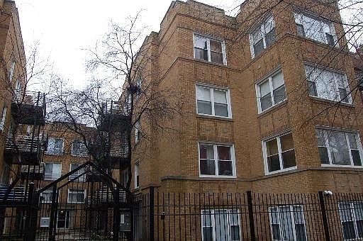 1st image of 4604 N Monticello Ave #1