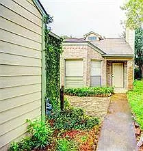 Building Photo - 11818 Plumbrook Dr