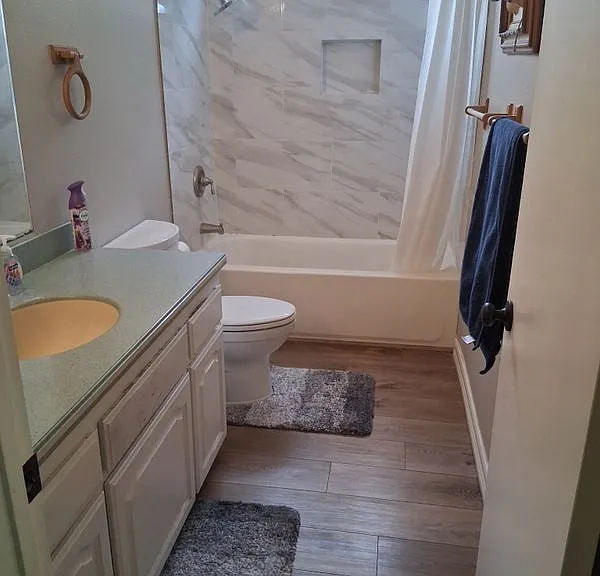 336 S Travelodge Dr #2 — Photo 4