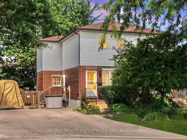 818 Buttonbush Ct #Basement, Oshawa, ON L1K 2H9