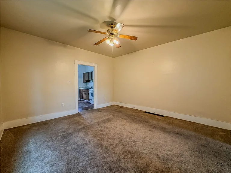 438 Glenwood Dr — Photo 14