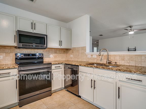 4th image of 1409 Water Lily Dr
