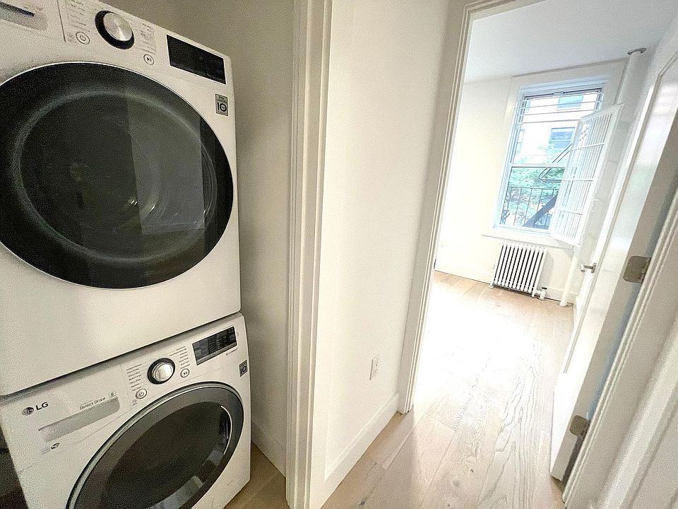 1st image of 228 E 6th St #9