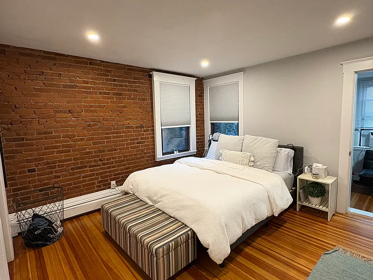 15 South St #6 — Photo 6