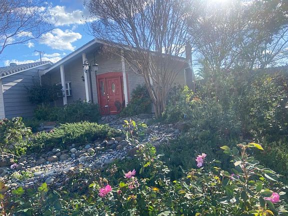 2nd image of 2320 Benita Dr