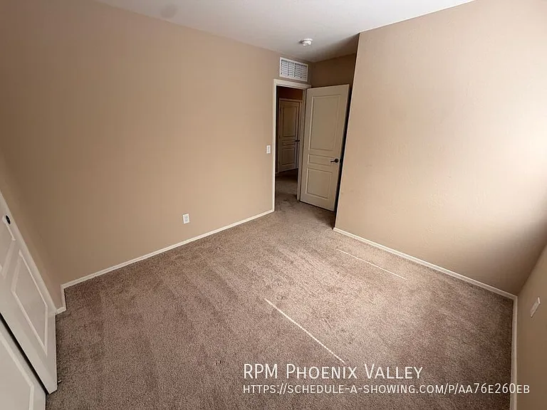 23927 W La Salle St — Photo 14