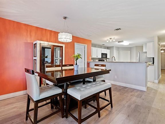 2nd image of 2038 Club Oak Dr
