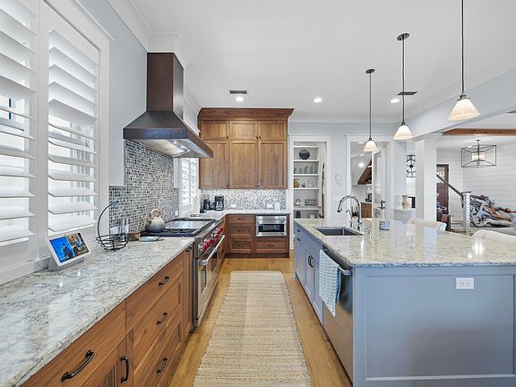 4th image of 36 Seascape Cir