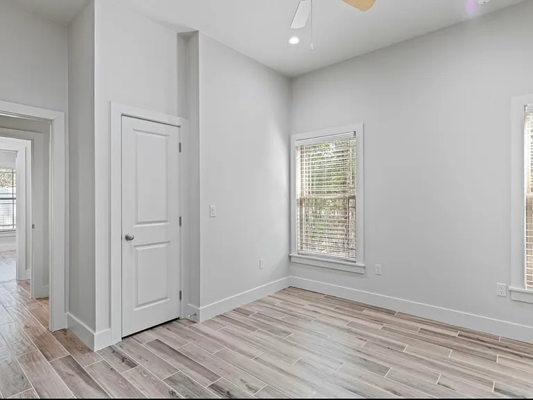 16 Justin Ct — Photo 13