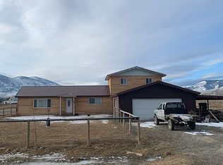 22 Lovers Ln, Salmon, ID 83467